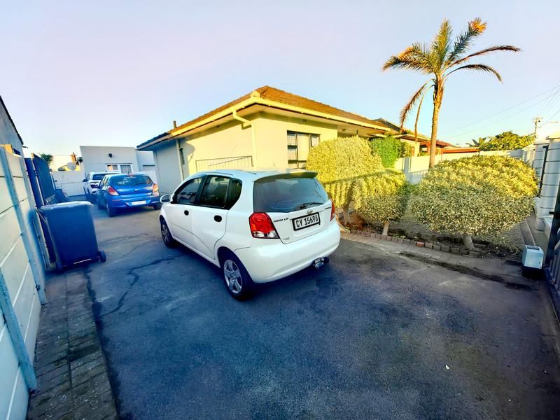 4 Bedroom Property for Sale in Churchill Estate Western Cape